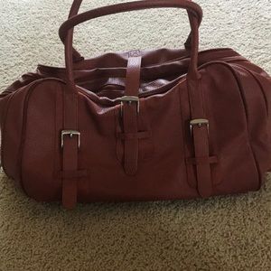 Estée Lauder traveling bag